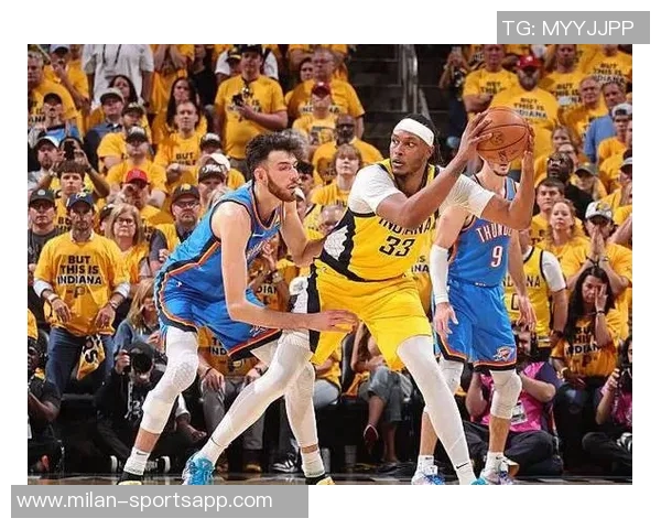 特纳高效发挥仅靠三分球贡献15分7篮板2助攻3抢断展现全面能力